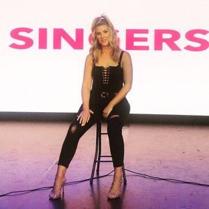 Meet your Posher, Nikki